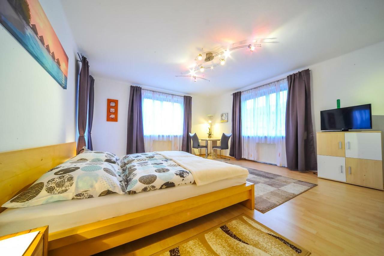 Privatzimmer Haus Erika Sankt Peter-Freienstein Luaran gambar