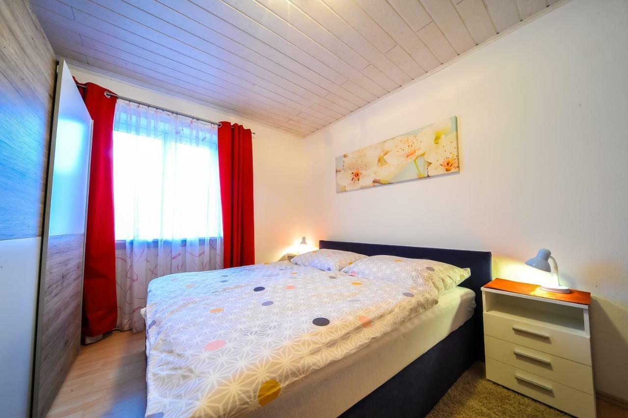 Privatzimmer Haus Erika Sankt Peter-Freienstein Luaran gambar